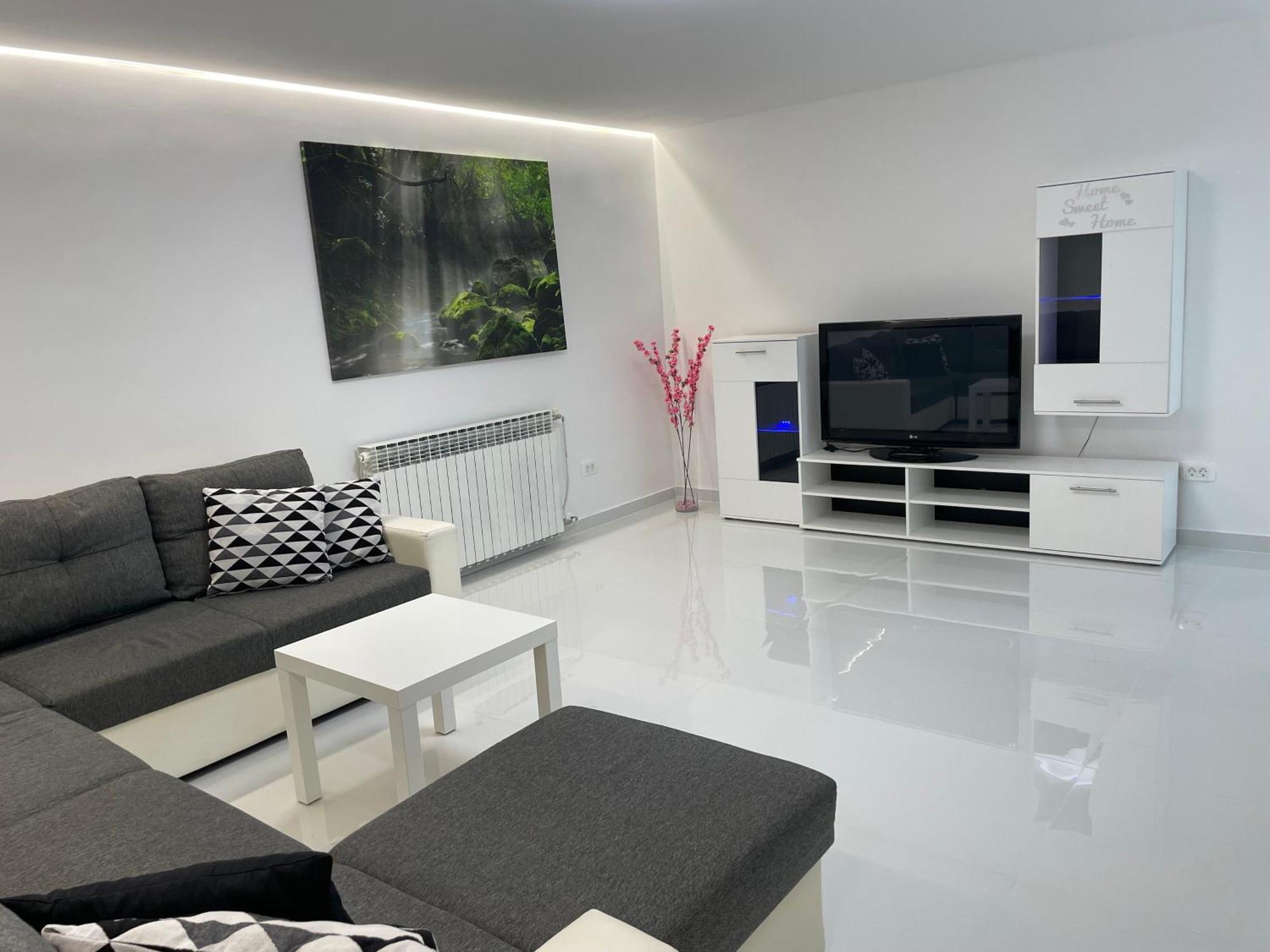 Apartment White Zagreb - Private Parking&Garage Eksteriør billede
